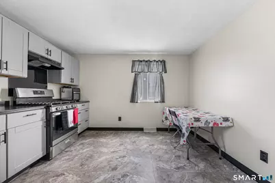31 West Clark Street, West Haven, CT 06516 - Photo 7