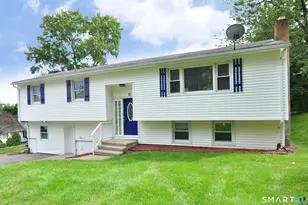 13 Pleasant View Ave, Watertown, CT 06779 - Photo 3