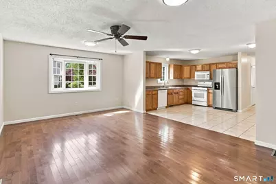 17 Vincent Court #17, East Hartford, CT 06108 - Photo 5