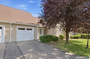 17 Vincent Ct, East Hartford, CT 06108 - Photo 1