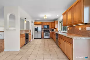 2007 Hartford Tpke, North Haven, CT 06473 - Photo 9