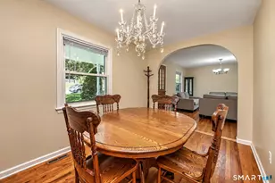 13 Red Robin Rd, Naugatuck, CT 06770 - Photo 17