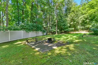 21 Perkins Drive, Wallingford, CT 06492 - Photo 11