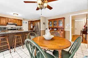 21 Perkins Dr, Wallingford, CT 06492 - Photo 7