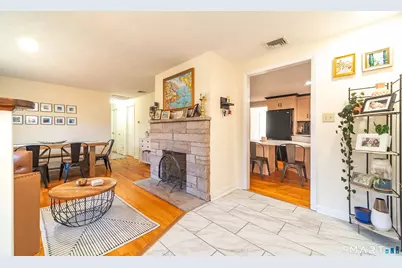 22 Valley Brook Lane, North Haven, CT 06473 - Photo 17