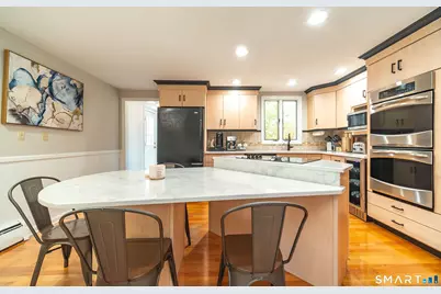 22 Valley Brook Lane, North Haven, CT 06473 - Photo 3