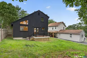 144 Acorn Ave, Bridgeport, CT 06606 - Photo 29