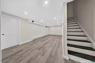 144 Acorn Ave, Bridgeport, CT 06606 - Photo 19
