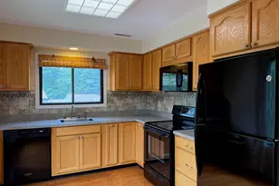 4 Sweetbriar Ln, Avon, CT 06001 - Photo 11