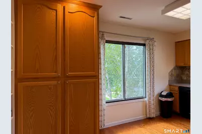 4 Sweetbriar Lane #4, Avon, CT 06001 - Photo 9