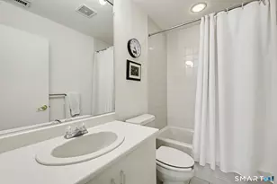 2435 Bedford St, Stamford, CT 06905 - Photo 19