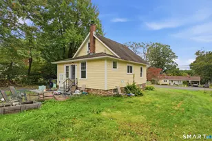 562 Camp St, Plainville, CT 06062 - Photo 3