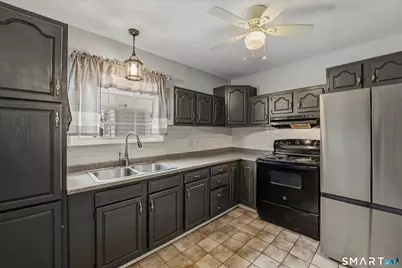 7 Maybury Circle #3, Waterbury, CT 06705 - Photo 13