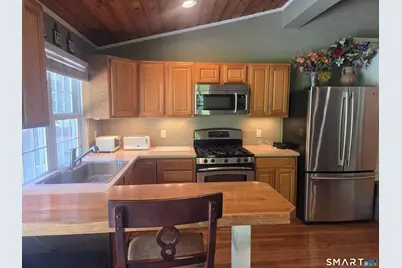 [Address not provided], Stamford, CT 06907 - Photo 3