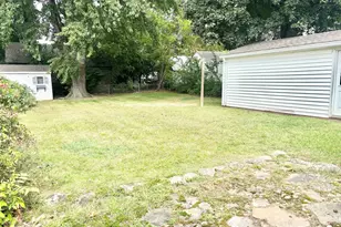 303 Cooper Hill St, Manchester, CT 06040 - Photo 15