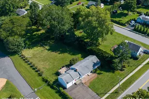 352 Orchard St, Rocky Hill, CT 06067 - Photo 3