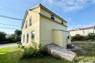 38 Wilson St, Windham, CT 06226 - Photo 3