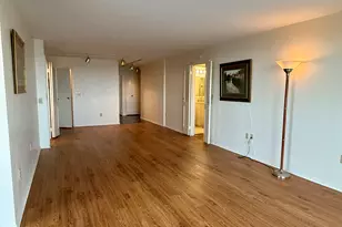 1 Strawberry Hill Ct, Stamford, CT 06902 - Photo 5