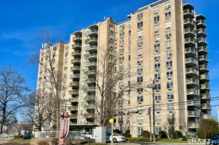 1 Strawberry Hill Ct, Stamford, CT 06902 - Photo 1
