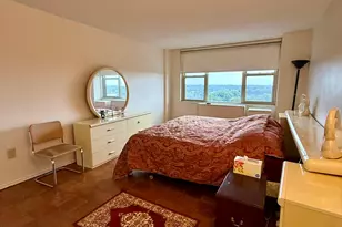 1 Strawberry Hill Ct, Stamford, CT 06902 - Photo 11