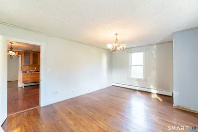 19 North Street, Meriden, CT 06451 - Photo 5