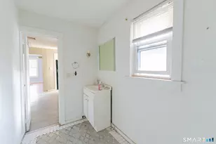 19 North St, Meriden, CT 06451 - Photo 15