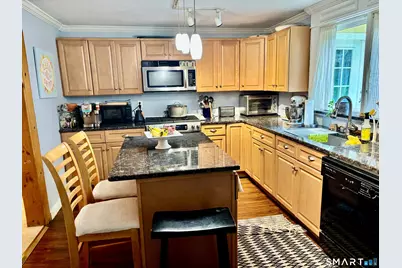 20 Hickok Avenue, Bethel, CT 06801 - Photo 5