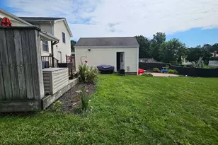 364 Alling St, Berlin, CT 06037 - Photo 15