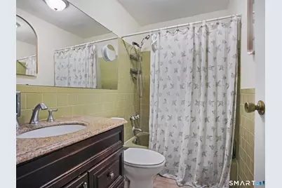1000 Knapps Highway #9, Fairfield, CT 06825 - Photo 7