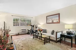1000 Knapps Hwy, Fairfield, CT 06825 - Photo 3