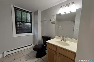 16 Case St, Hartford, CT 06105 - Photo 7
