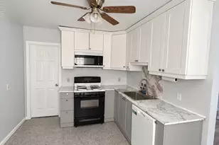 841 Iranistan Ave, Bridgeport, CT 06604 - Photo 1