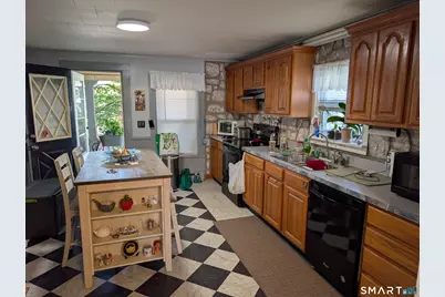 50 Green Street, Putnam, CT 06260 - Photo 3