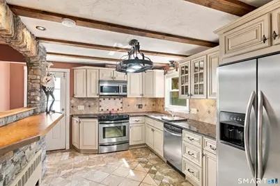 64 Davenport Road, West Hartford, CT 06110 - Photo 1
