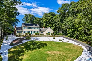 10 Wexford Ln, Cromwell, CT 06416 - Photo 1