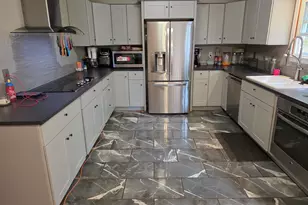 158 Stoneycrest Dr, Meriden, CT 06451 - Photo 3