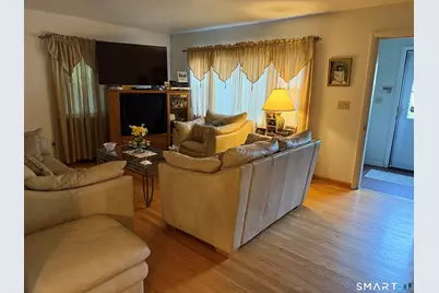 93 Ridgewood Avenue, Stamford, CT 06907 - Photo 5