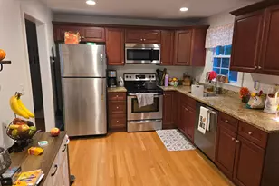 4 Partridge Ln, Newtown, CT 06470 - Photo 3