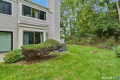 14 Deer Run #14, Bethel, CT 06801 - Photo 19