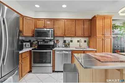 14 Deer Run #14, Bethel, CT 06801 - Photo 3