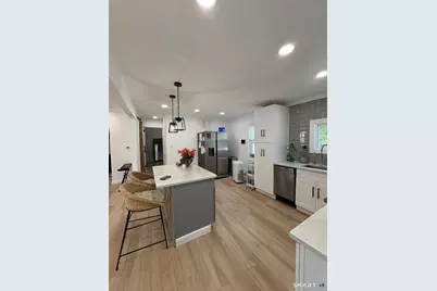 350 Roger Williams Road, Bridgeport, CT 06610 - Photo 7