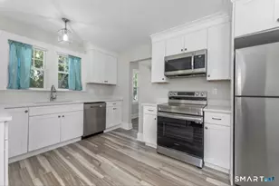 218 Circular Ave, Hamden, CT 06514 - Photo 11
