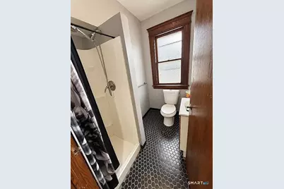 810 North Avenue, Bridgeport, CT 06606 - Photo 15