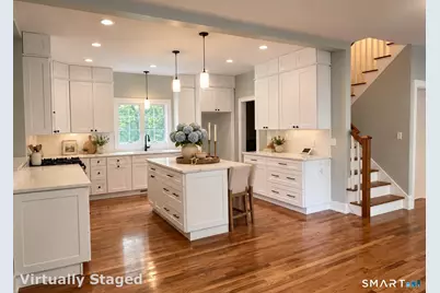 70 Apple Hill, Wethersfield, CT 06109 - Photo 3