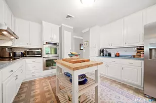 19 Starlight Dr, Norwalk, CT 06851 - Photo 11