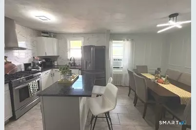 243 Pleasant Street, New Britain, CT 06051 - Photo 11