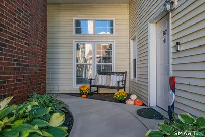 87 Carriage Crossing Lane #87, Middletown, CT 06457 - Photo 7