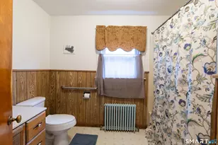 346 Church St, Putnam, CT 06260 - Photo 9