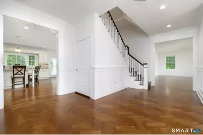 354 Oaklawn Avenue, Stamford, CT 06905 - Photo 9