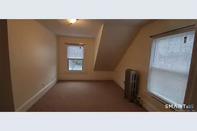 90 Thames Street #3, New London, CT 06320 - Photo 15